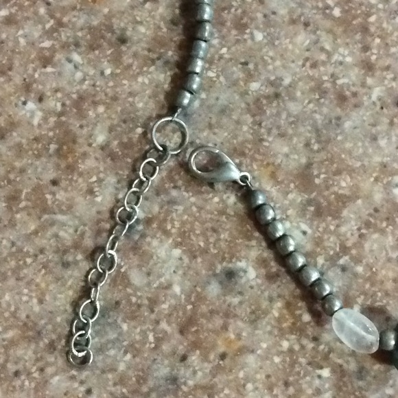 Beautiful Statement Necklace w/ Matching Earrings - Picture 9 of 9